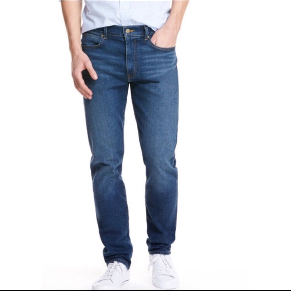 NWOT Vineyard Vines Straight Leg Jeans